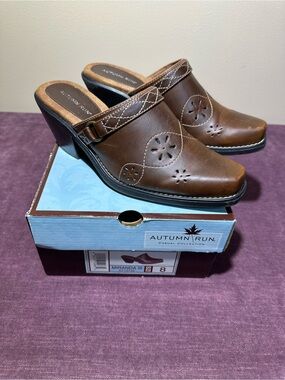 Autumn Run Miranda III Brown Western Clog Mules Size 8